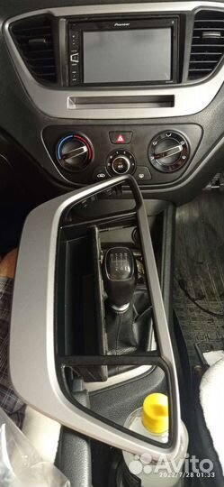 Рамка для 1din магнитолы solaris 2 оригенал