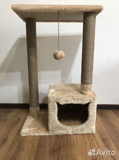 Когтеточка с домиком и лежанкой