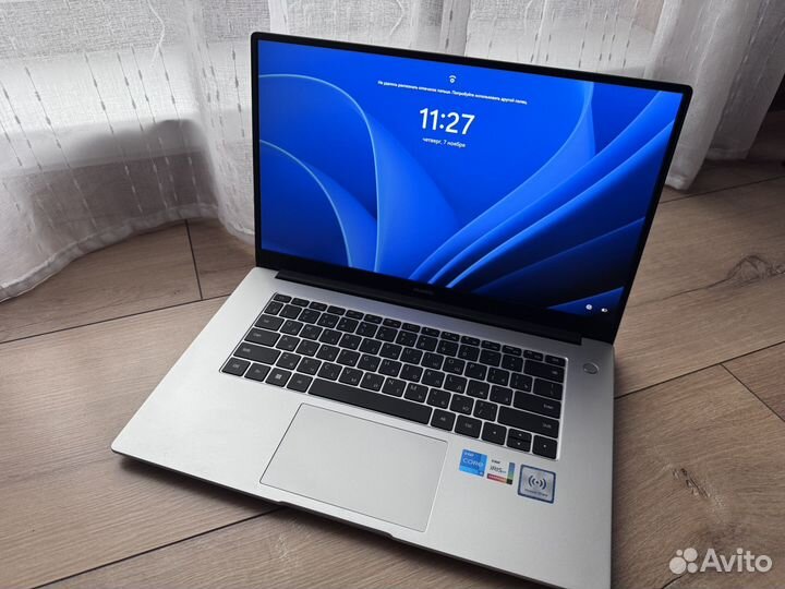 Huawei matebook