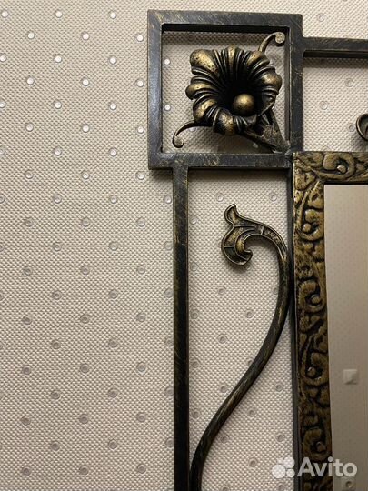 Зеркало настенное в прихожую