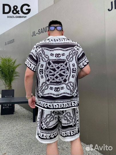 Dolce gabbana костюм