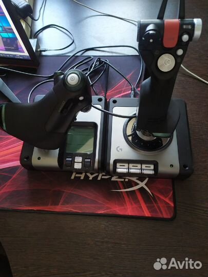 Джойстик Saitek X52 Pro Flight Control System