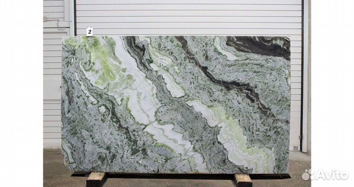 Оникс в ванной комнате