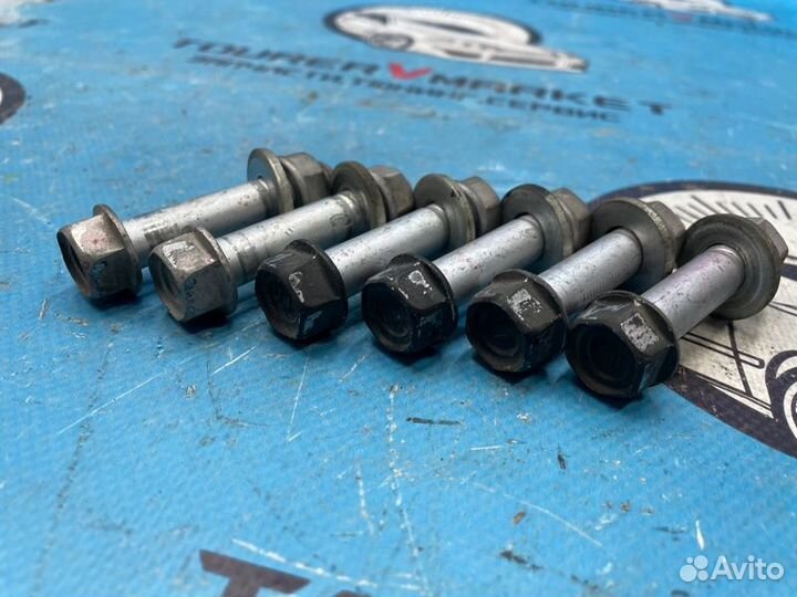 Болты муфты карданного вала Toyota Celsior UCF31