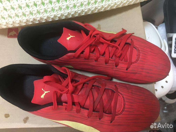 Футбольные бутсы puma