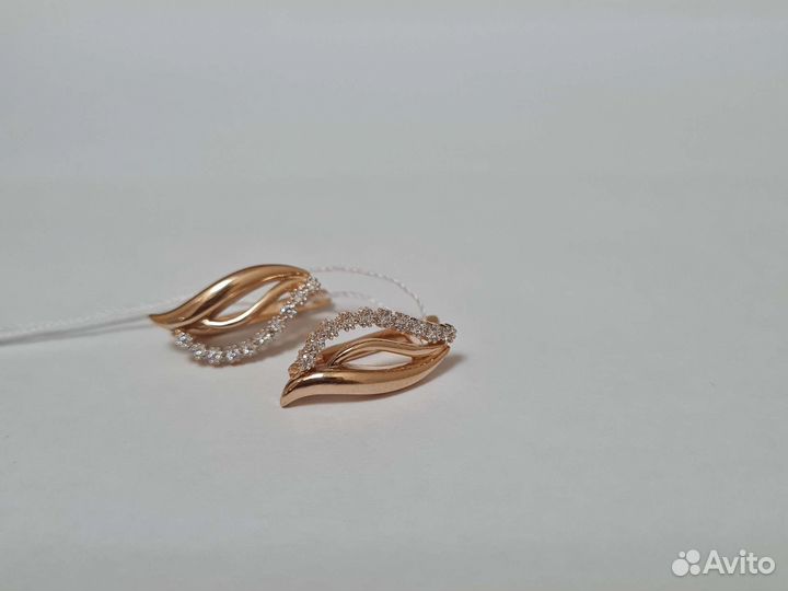 Золотые серьги