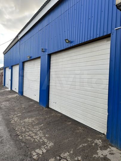 Гараж, > 30 м²