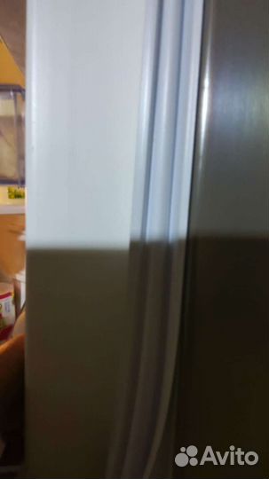 Резинка уплотнитель на холодильник Indesit Stinol