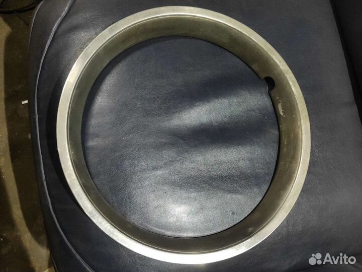 Полка обода на диски bmw e23 75г 3.3 R14