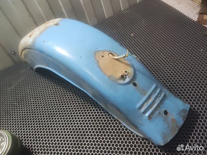 Заднее крыло иж