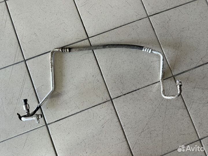 Трубка кондиционера Рено Дастер Renault Duster 201