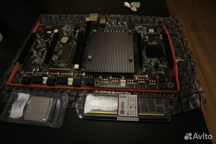 Комплект: плата x79 H61, ddr3 8gb, xeon e5 2630 v2