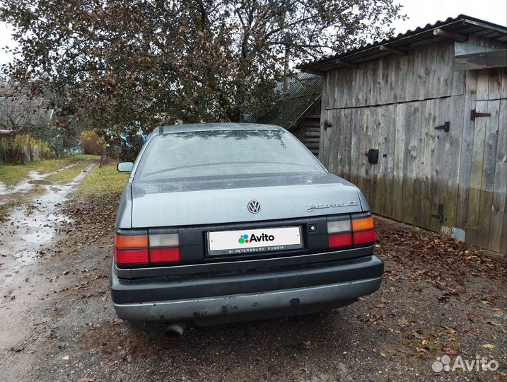 Volkswagen Passat 1.8 МТ, 1990, 200 000 км