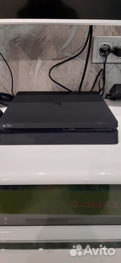 Sony PS4 slim 1tb