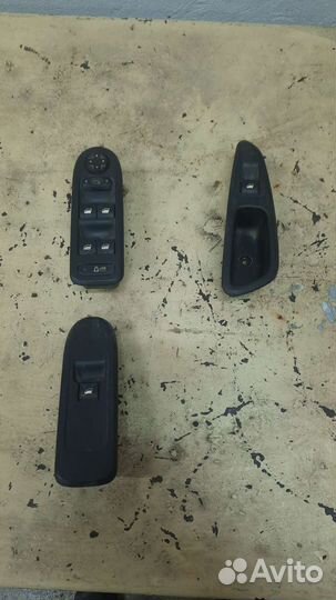 Блок стеклоподъемника вод/пас peugeot 308