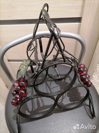 Кованная бутылочница. Продажа или обмен на книги