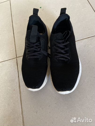 Мужские кроссовки 42 размер