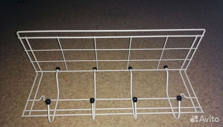 Вешалка настенная