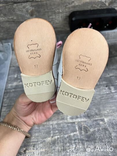 Ботинки для малышки, новые 17р