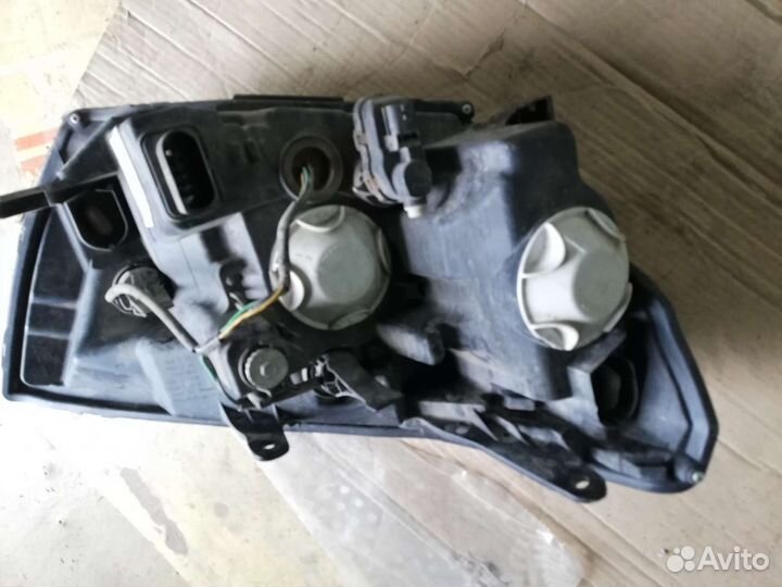 Фара передняя левая на LADA vesta