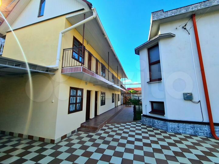 Гостиница, 300 м²