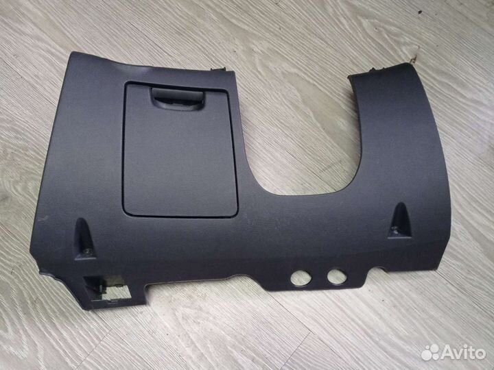 Накладка топеды нижняя Шкода Октавия А5
