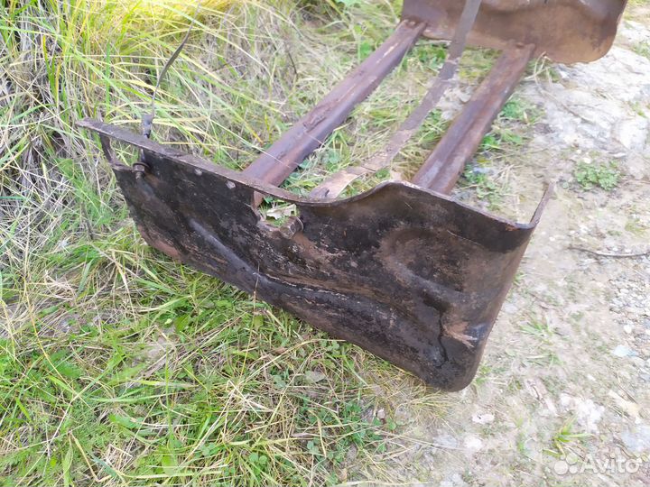 Крепление топливного бака ЗИЛ