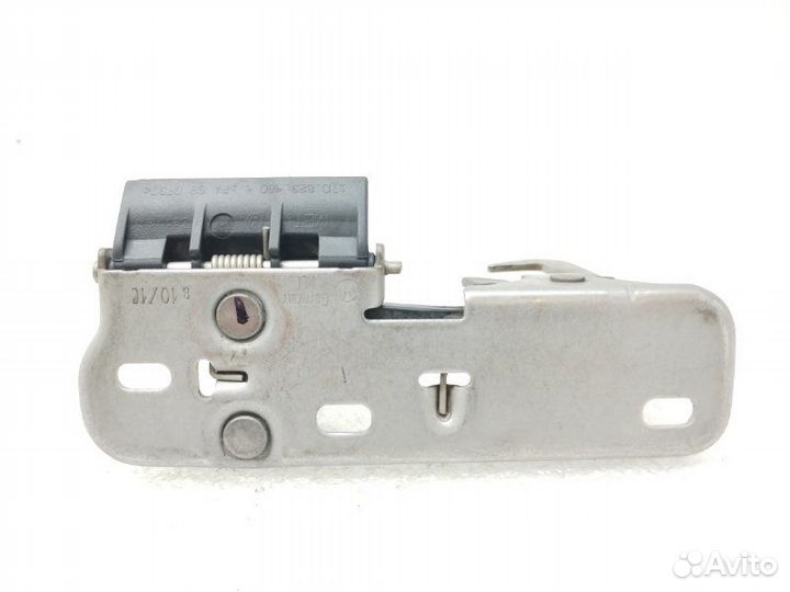 Крюк замка капота Volkswagen Golf 6