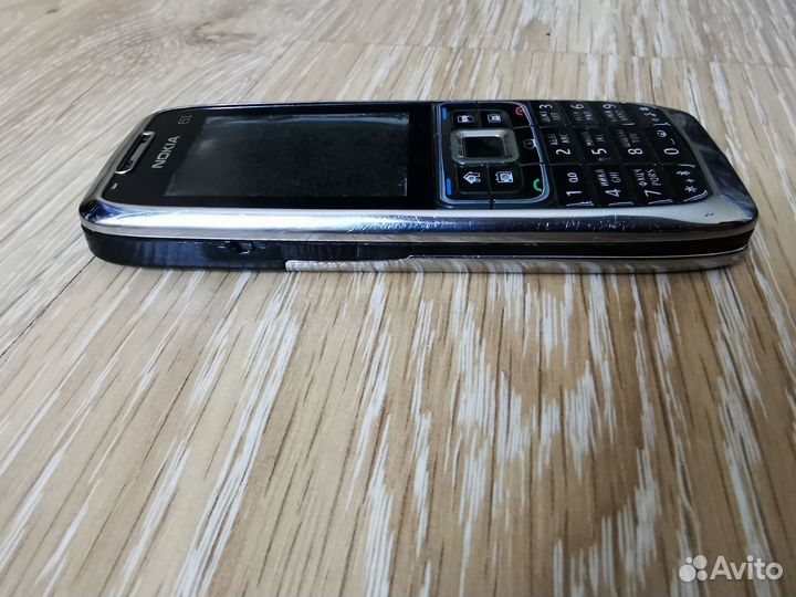 Nokia E51
