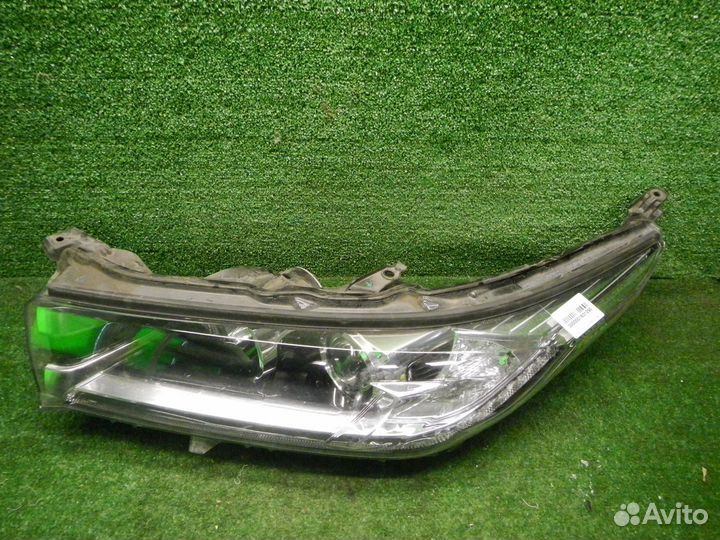 Фара левая Toyota Highlander