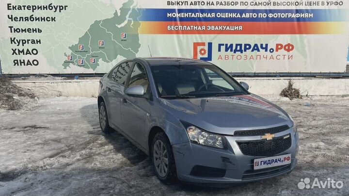 Датчик детонации Chevrolet Cruze 96253545