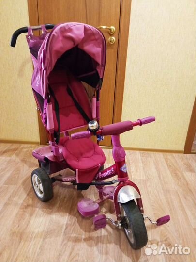 Детский трехколесный велосипед с ручкой