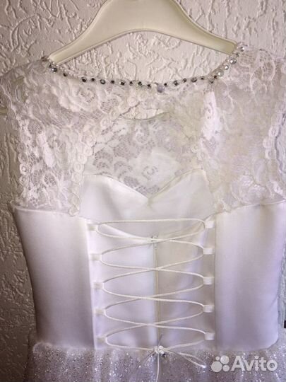 Платье на девочку для торжеств