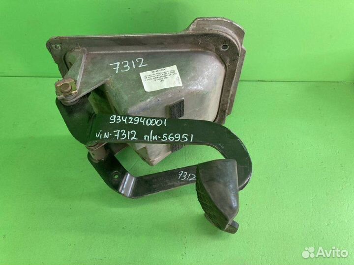 Основание педального узла mercedes-benz actros MP