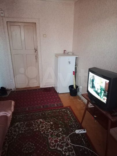 Комната 15 м² в 4-к., 2/5 эт.