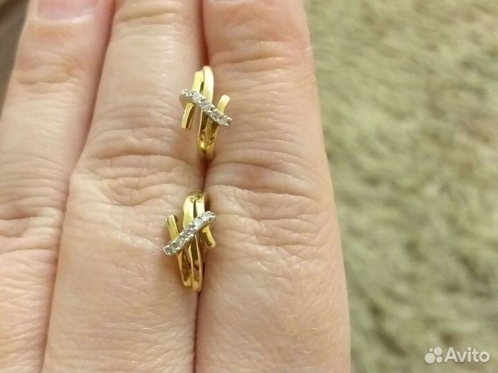 Золотые серьги с бриллиантами