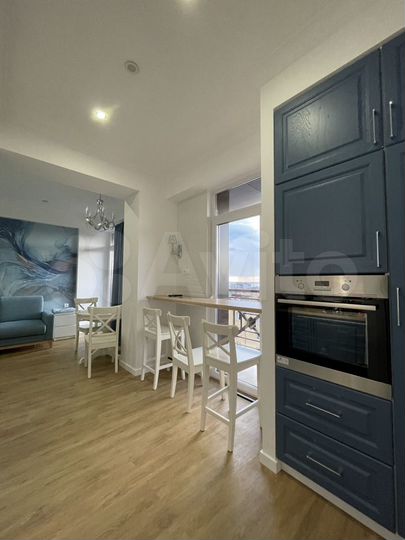 3-к. квартира, 56 м², 8/10 эт.