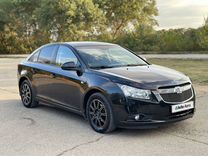 Chevrolet Cruze 1.6 AT, 2011, 200 000 км, с пробегом, цена 888 000 руб.