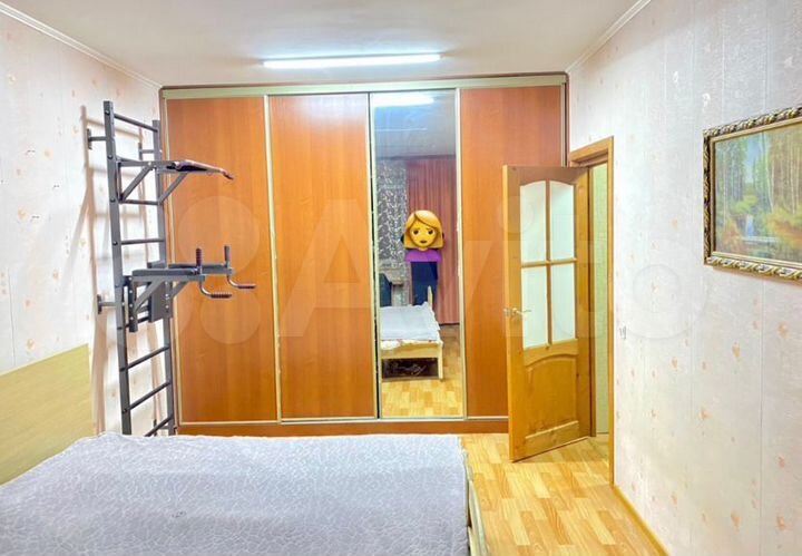 Комната 18 м² в 1-к., 8/17 эт.