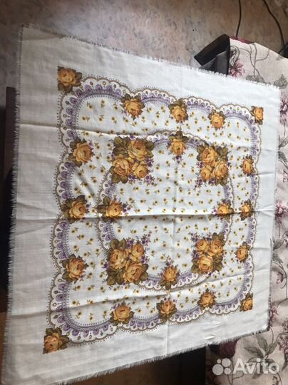 Платок шерстяной 72х72 Павловский Посад