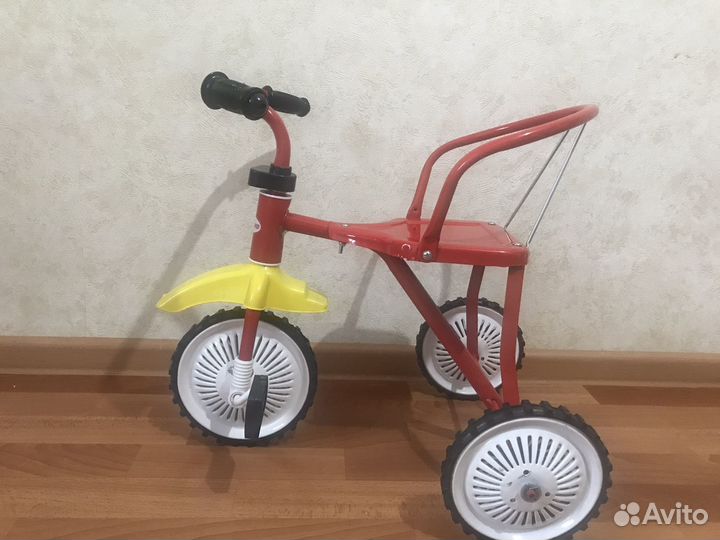 Трехколесный велосипед детский