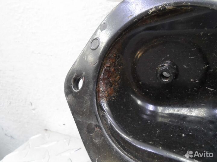 Распорка стоек Ford Escape 3 AV6116H004AAC