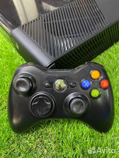 Xbox360e 250gb + 41 игра