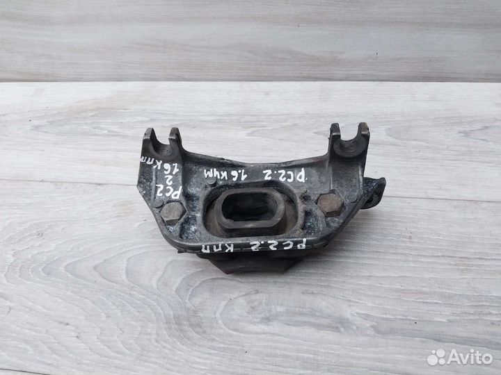 Кронштейн МКПП Renault Scenic 2 1.6 K4M