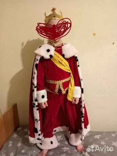 Костюм короля или принца