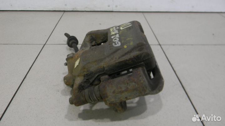 Суппорт передний левый