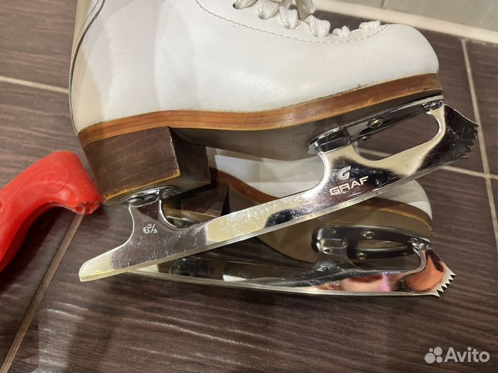 Фигурные коньки graf etude 27 р