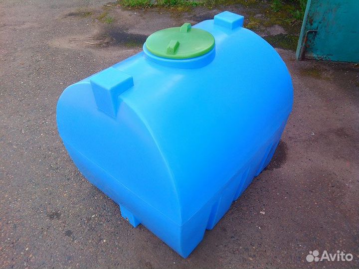 Емкость пластиковая под воду 1000 литров