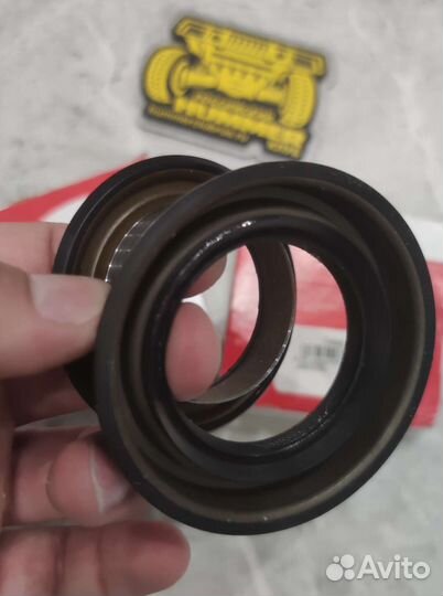 Сальник раздатки передний Hummer H2 / Escalade