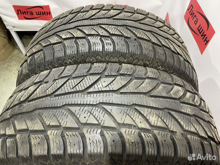 Cooper Weather-Master WSC 215/65 R16